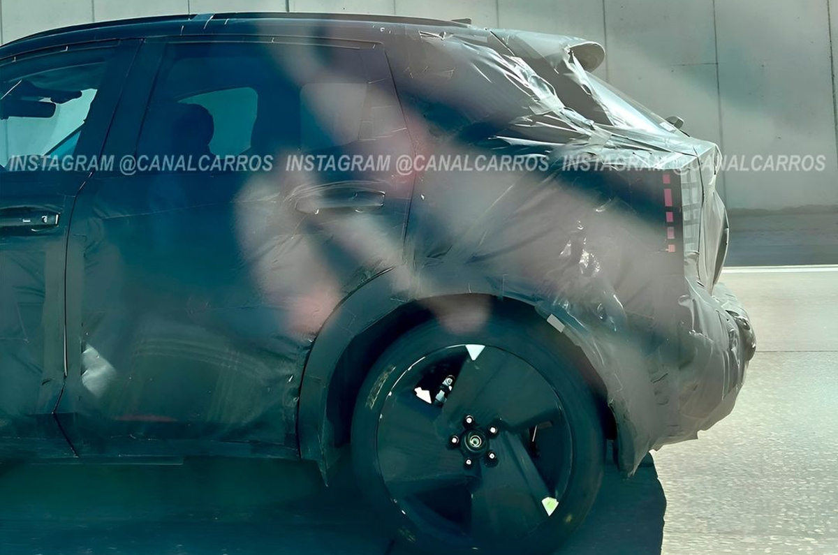 Next-Gen Nissan Kicks spied 